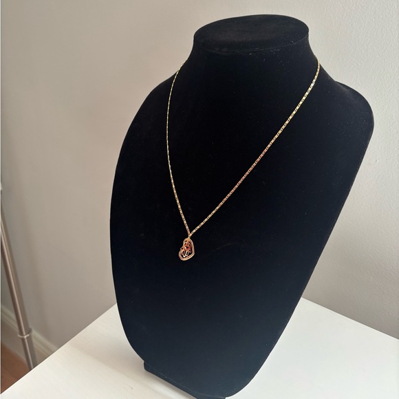 Gold Pendant Necklace with Elegant Heart Motif - Women Jewelry - Picture 5 of 6